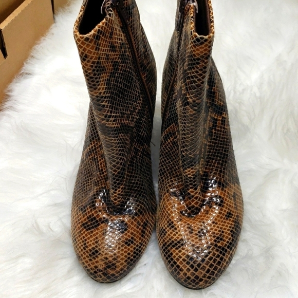 ASOS DESIGN Rescue Leather Block Heel Boots In Snake  5 - Picture 12 of 14